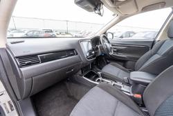 2019 Mitsubishi Outlander ES