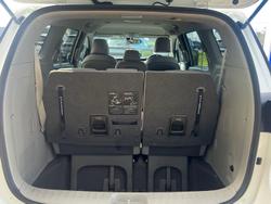 2019 Kia Carnival Si YP MY20 Clear White