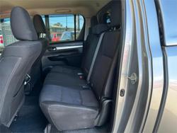 2019 Toyota Hilux SR5