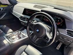 2020 BMW X7 xDrive30d M Sport Dark Shadow Edition