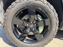 2022 Land Rover Defender 110 P400 75th Edition L663 MY23.5 AWD Grasmere Green