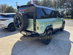 2022 Land Rover Defender 110 P400 75th Edition