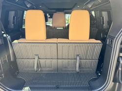 2024 Land Rover Defender 110 D350 X L663 MY25.5 AWD Carpathian Grey