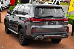 2025 LDV D90 Executive