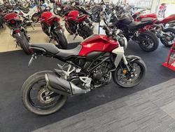 2019 Honda CB300R (CB300RA) CB300 Red