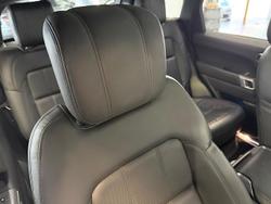 2021 Land Rover Range Rover Sport DI6 221kW HSE Dynamic L494 MY21.5 4X4 Dual Range Santorini Black