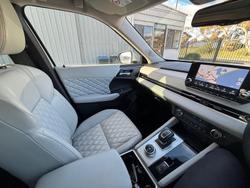 2022 Mitsubishi Outlander Exceed