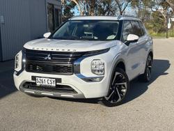 2022 Mitsubishi Outlander Exceed