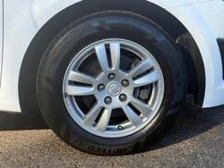 2015 Holden Barina CD TM MY16 Summit White