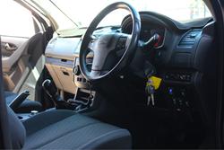 2019 Isuzu D-MAX SX MY19 4X4 Dual Range Cosmic Black