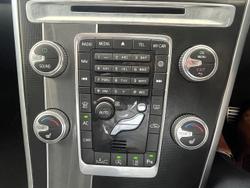 2017 Volvo XC60 T5 R-Design