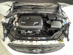 2017 Volvo XC60 T5 R-Design