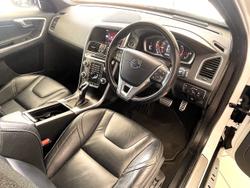 2017 Volvo XC60 T5 R-Design