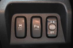 2019 Mitsubishi Pajero GLS