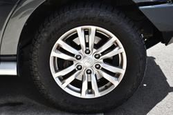 2019 Mitsubishi Pajero GLS