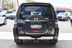 2019 Mitsubishi Pajero GLS