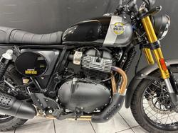 2025 Royal Enfield INTERCEPTOR 650 E5 CLASSIC Black