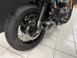 2025 Royal Enfield INTERCEPTOR 650 E5 CLASSIC Black