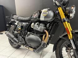 2025 Royal Enfield INTERCEPTOR 650 E5 CLASSIC Black