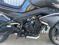 CFMOTO 800NK ADVANCE ROAD BLACK