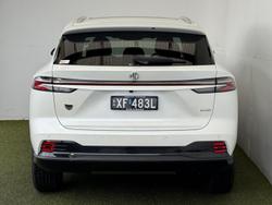 2025 MG HS Super Hybrid Essence