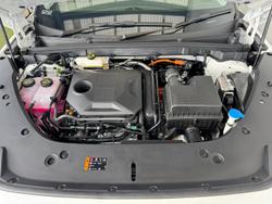 2025 MG HS Super Hybrid Essence