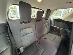 2022 Nissan
Pathfinder ST-L