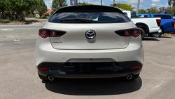 2025 Mazda 3 G25 Astina