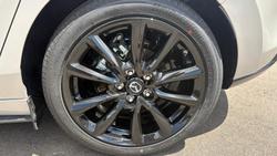 2025 Mazda 3 G25 Astina