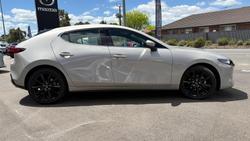 2025 Mazda 3 G25 Astina