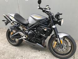 2009 Triumph
Street Triple 675