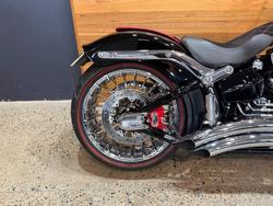 2017 Harley-davidson FXSB SOFTAIL BREAKOUT Black