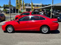 2017 Toyota
                Camry Altise