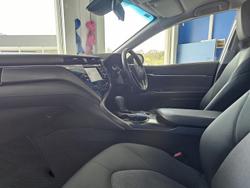 2019 Toyota Camry Ascent