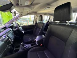 2020 Toyota Hilux SR