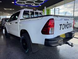 2020 Toyota Hilux SR