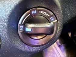 2020 Toyota Hilux SR