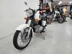 2018 Royal Enfield CLASSIC 350 White