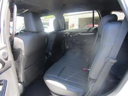 2025 Isuzu MU-X LS-T