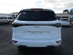 2025 Isuzu
MU-X LS-T