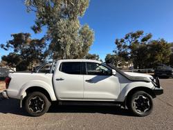 2025 Nissan Navara ST-X