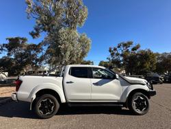 2025 Nissan Navara ST-X
