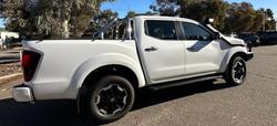 2025 Nissan Navara ST-X