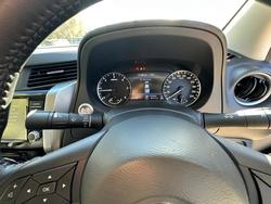 2025 Nissan Navara ST-X