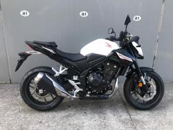 2025 Honda
                CB500 Hornet