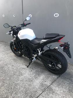 2025 Honda
CB500 Hornet