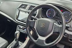 2020 Suzuki S-Cross Turbo Prestige