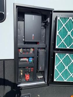 2025 Wonderland RV Amaroo 18'06