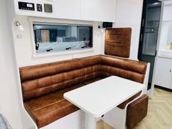 2025 Wonderland RV Amaroo 18'06