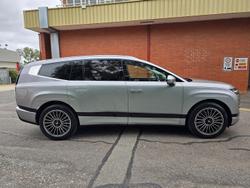 2025 Hyundai IONIQ 9 Calligraphy